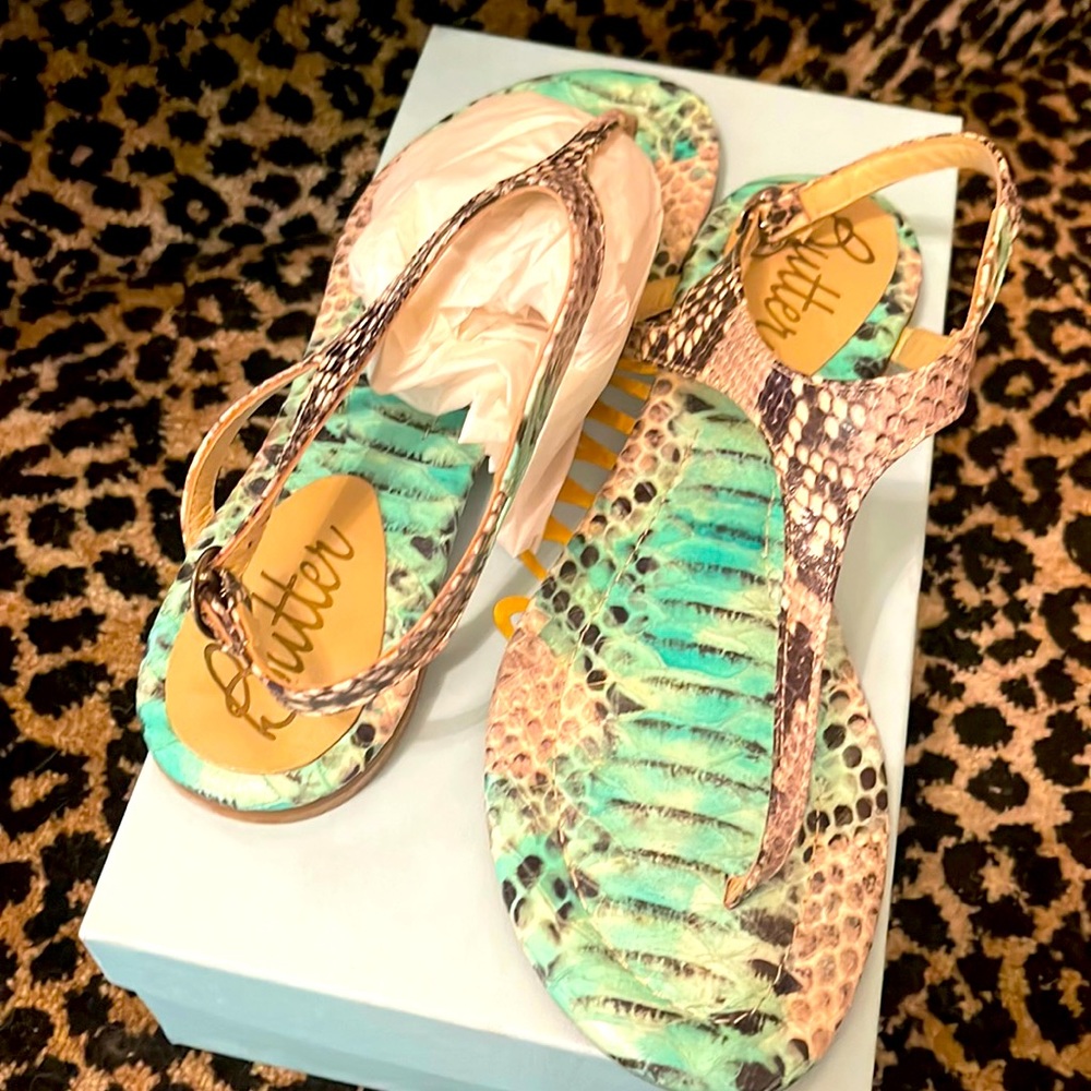 Butter Abalone Thong Sandal mint snake